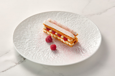 Мильфей с муссом из лесных ягод / Mille-feuille with wild berry mousse